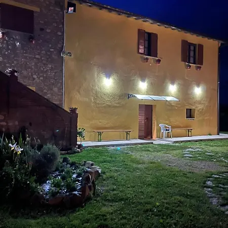 Casale La Valle Del Tevere Отель